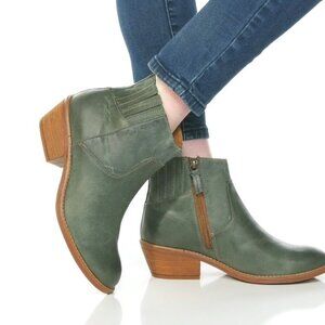 Sofft Women's Boots SZ 6 Ardmore Booties Green Leather Western Ankle New $159